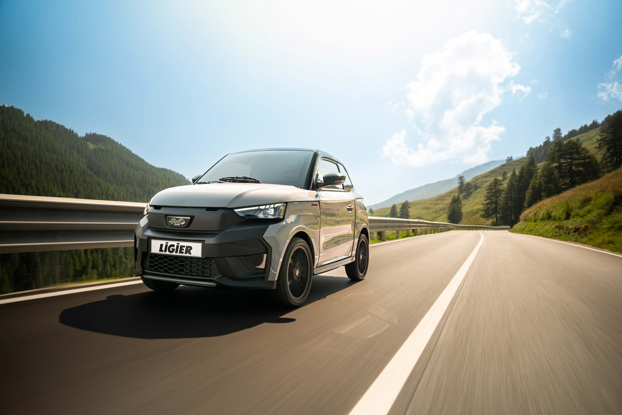 202407_Ligier Europe_JS50 Ultimate Asphalt Grey_Social_2 (1)